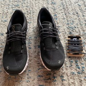 On Women's Cloud 5 Low Top Sneakers